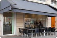 saladshop vue facade paris 1